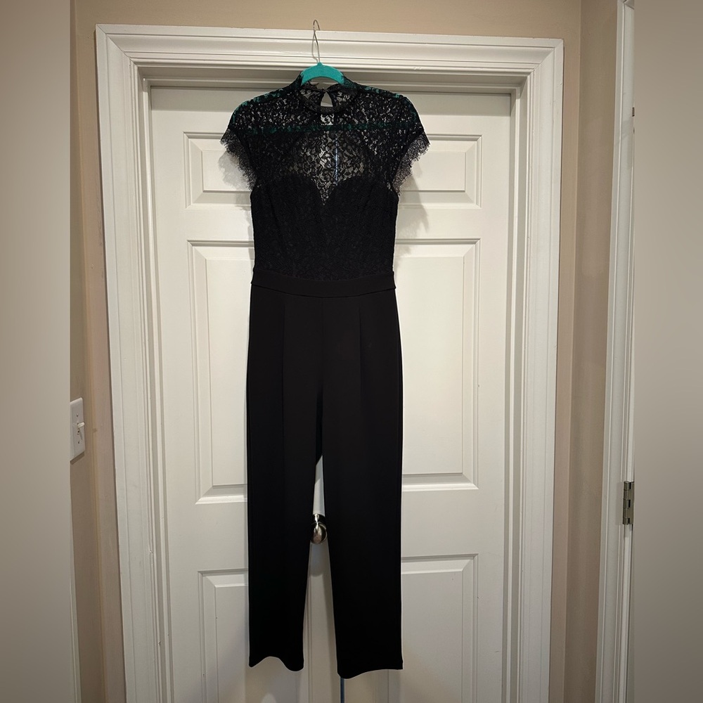 Short sleeve lace detailing jumpsuit